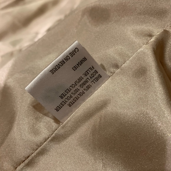 Red warm jacket - Picture 2 of 3